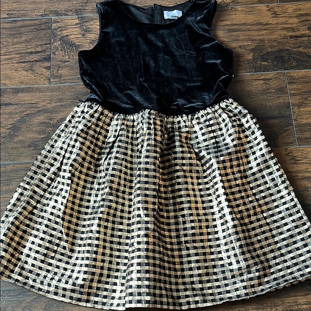 Place Black and White Fit and Flare Sleeveless Dress